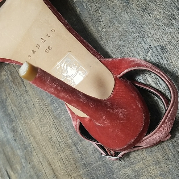 Sandro 36 or 6 Pink Velvet Tan bottom Buckle Ankle strap New without Tags Box - Picture 15 of 16